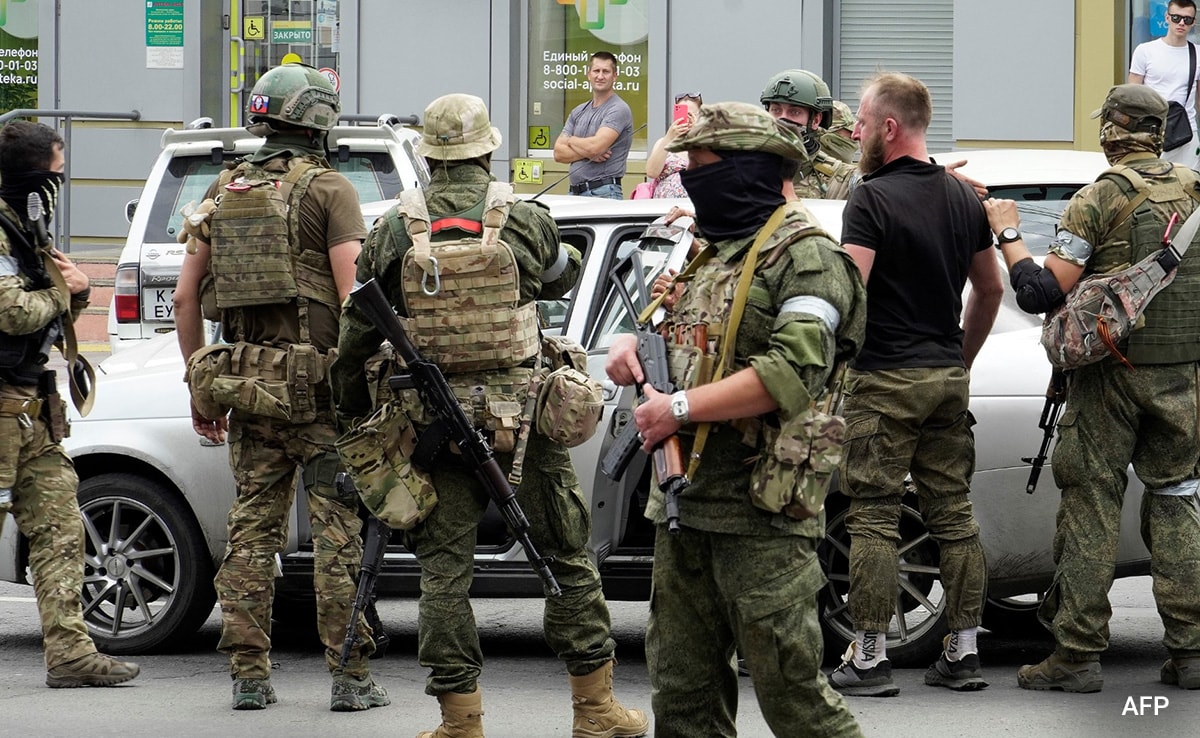 Russian Mercenaries Stop March Towards Moscow "To Avoid Spilling Blood" Russian Mercenaries Stop March Towards Moscow "To Avoid Spilling Blood"