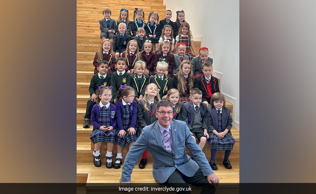 17 Sets Of Twins To Start Primary School In Scotland 17 Sets Of Twins To Start Primary School In Scotland