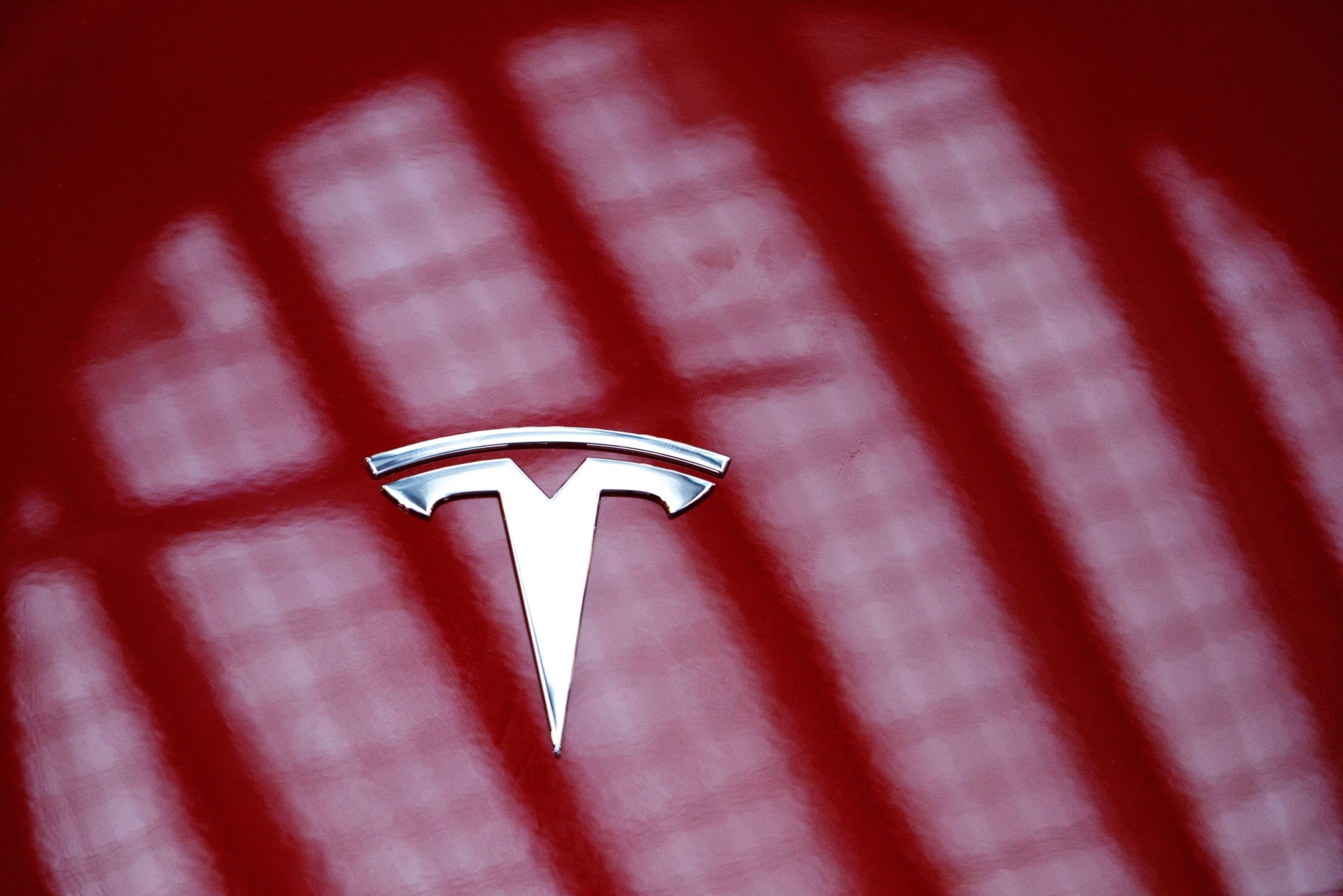 Tesla asks managers which jobs are critical, stoking layoff fears: Report Tesla asks managers which jobs are critical, stoking layoff fears: Report