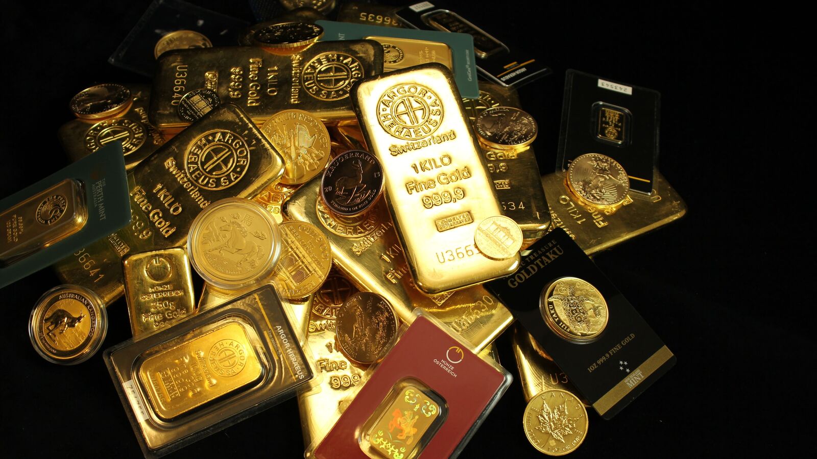 Gold price outlook: Is yellow metal poised for a rise this week amid India-US trade negotiations? Expert weighs in | Stock Market News