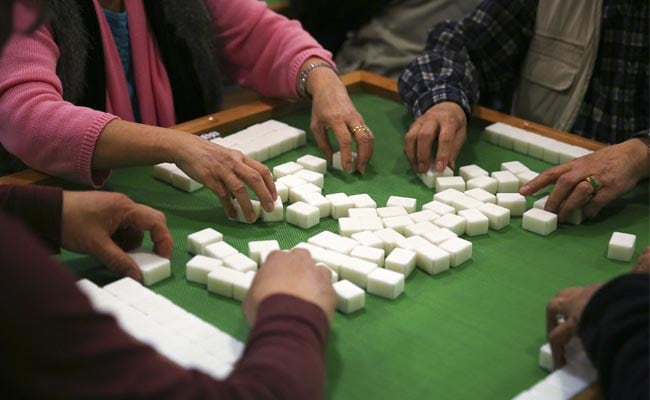 Chinese Woman Earns $4,200 As Mahjong Anchor On Live-Streaming Platform Chinese Woman Earns $4,200 As Mahjong Anchor On Live-Streaming Platform